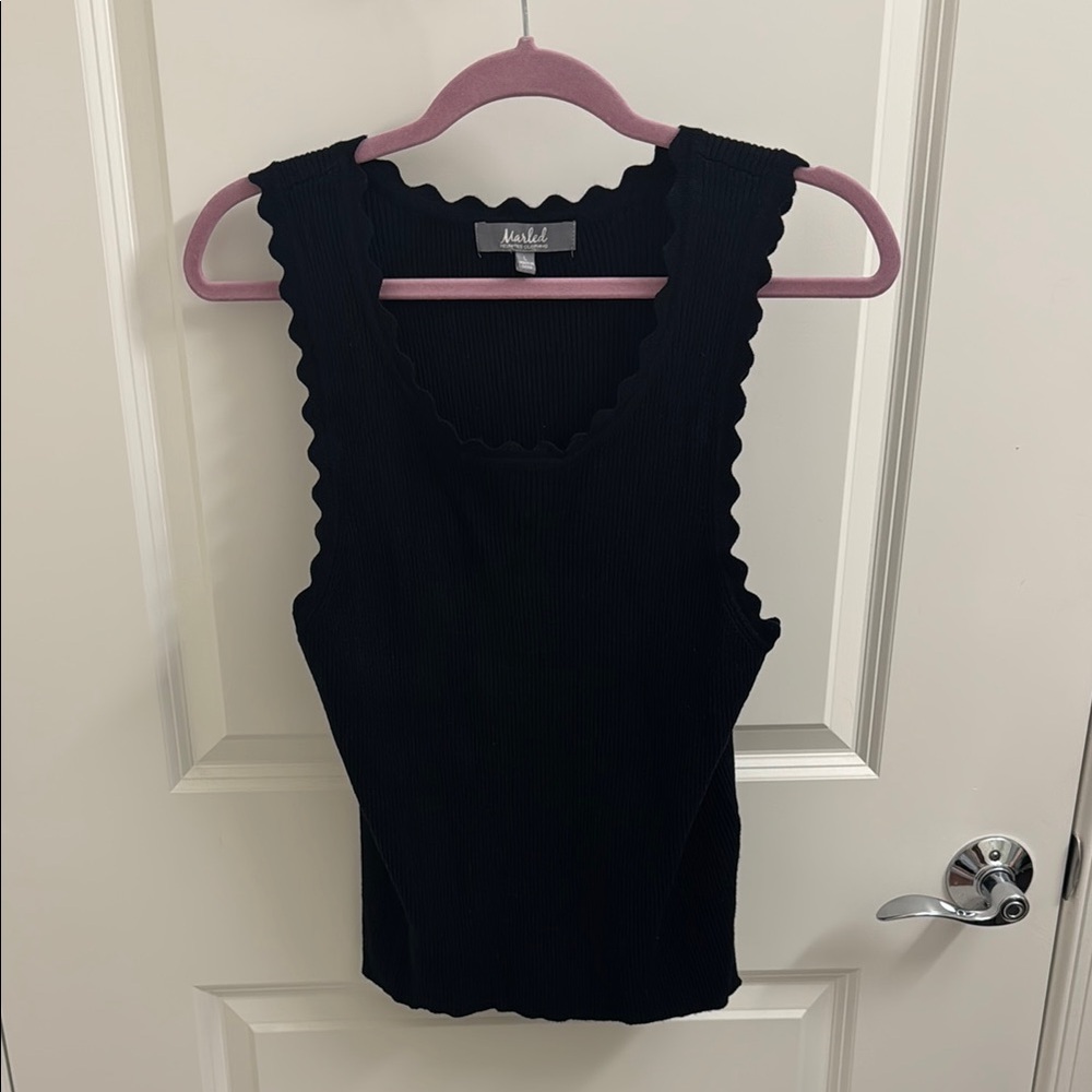 Black Scalloped Edge Women's Top